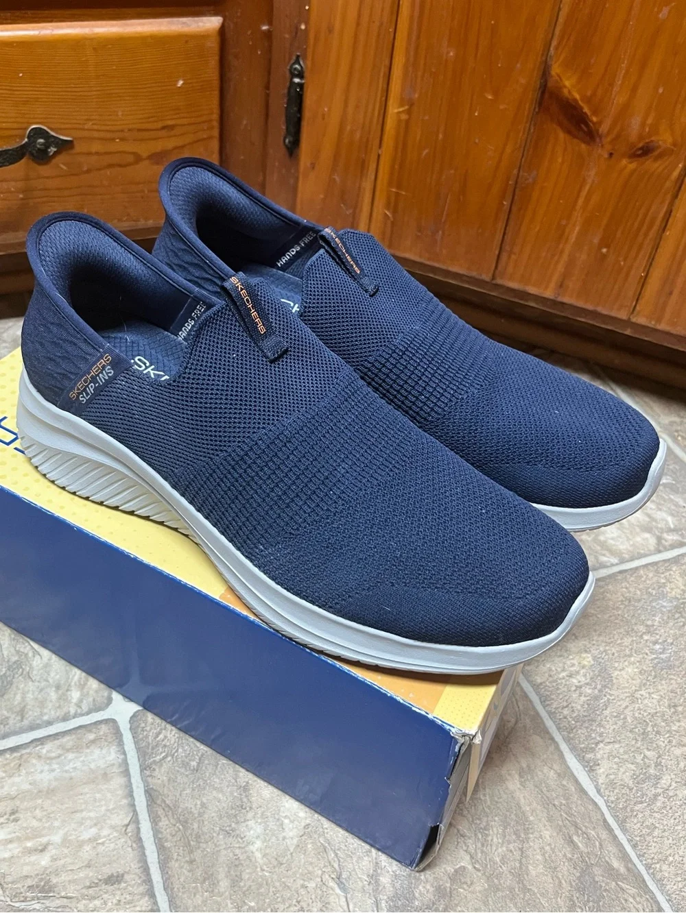 Skechers Navy Blue Hand Free Slip-Ons Sneakers Walking Shoes Mens 9.5